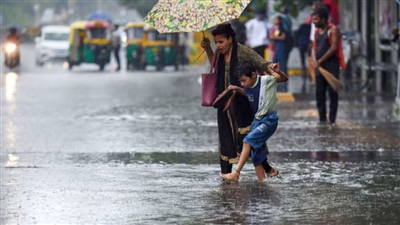 यूपी-बिहार समेत इन राज्यों में अगले तीन दिन भारी बारिश की चेतावनी, जानें मौसम का पूरा हाल