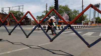 केजरीवाल सरकार का बड़ा फैसला - दिल्ली में आज से लगेगा कर्फ्यू, एक हफ्ते के लिए लगेंगी सख्त पाबंदियां