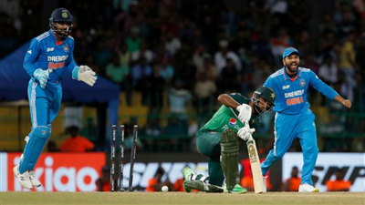 ICC ODI Rankings में भारत ने पाकिस्तान को पछाड़ा, नंबर 1 पर पहुंची ये टीम