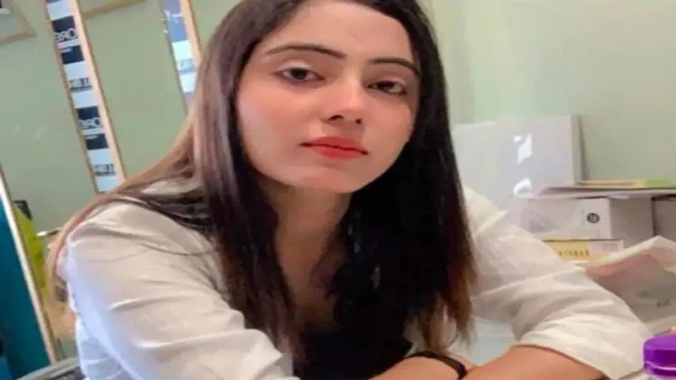 23 साल की हरियाणवी मॉडल शीतल की गला रेतकर हत्या, मौत की कहानी चौंकाने वाली है 2 Famous Haryanvi Model Sheetal Murdered