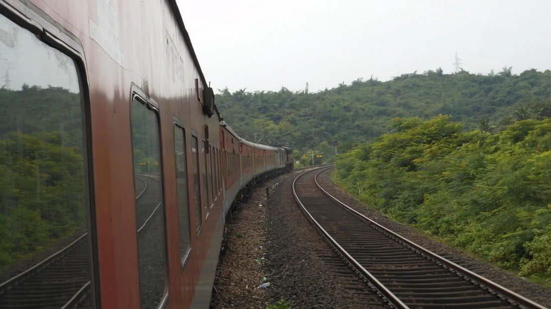‘ऑपरेशन सिंदूर’ के बाद रेलवे में हलचल, रक्षा वैगनों की संख्या में अंतर मिला, कल से होगी गणना