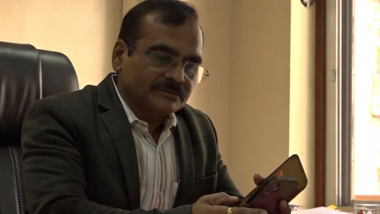 IAS संतोष वर्मा पर बड़ी कार्रवाई: ब्राह्मणों पर बयान, हाईकोर्ट पर टिप्पणी और लगातार विवाद—मोहन सरकार का सब्र टूटा, ‘पावर’ छिनी, बर्खास्तगी की तैयारी