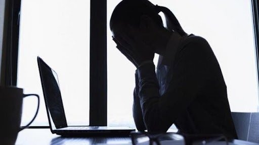 पत्रकार बनने का ढोंग, कैमरे की आड़ में वसूली: लखनऊ में महिला शिक्षिका से 1.50 लाख की ब्लैकमेलिंग, यूट्यूबर पर FIR